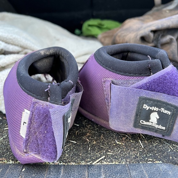 Size medium classic equine bell boots plum - Picture 2 of 2